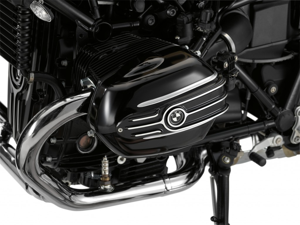 Oro Coppia Pedali Pedali poggiapiedi in Lega di Alluminio CNC Adatto per R nineT Scrambler Pure F900R F900XR EVGATSAUTO Pedane Moto 