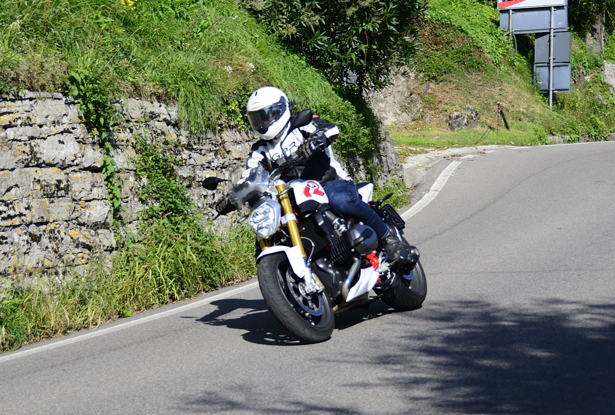 bmwr1200r_013