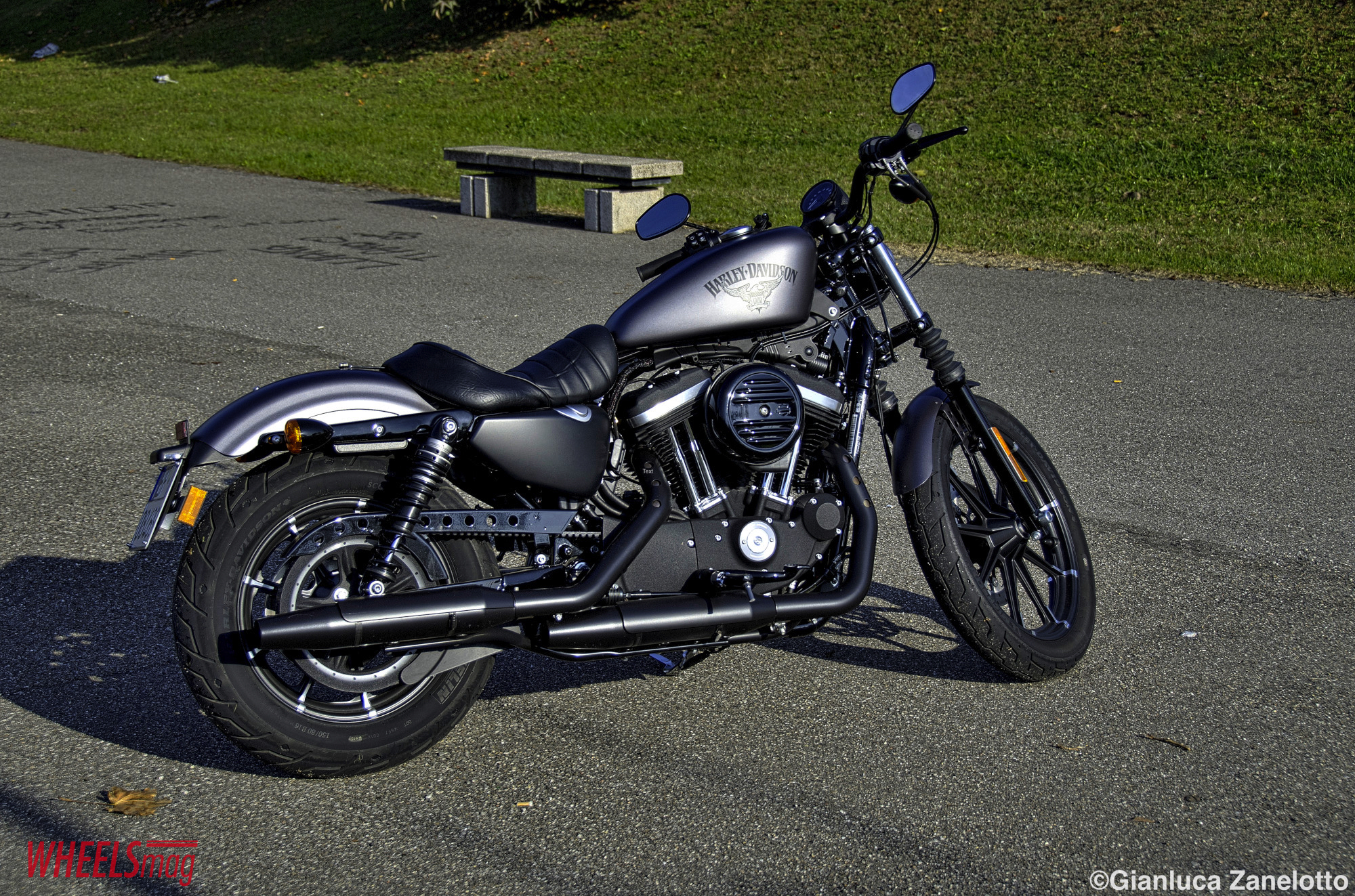 iron883_001
