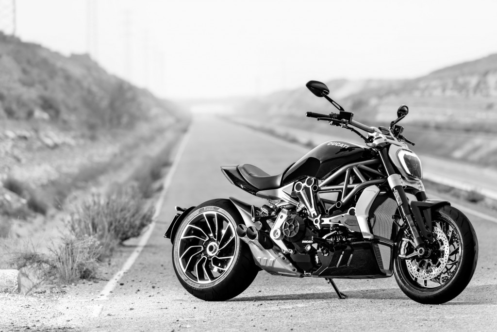 27 XDIAVEL S_01