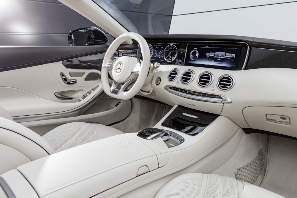Mercedes-AMG S 65 Cabrio, Interieur: Leder Porzellan interior: leather porcelaine