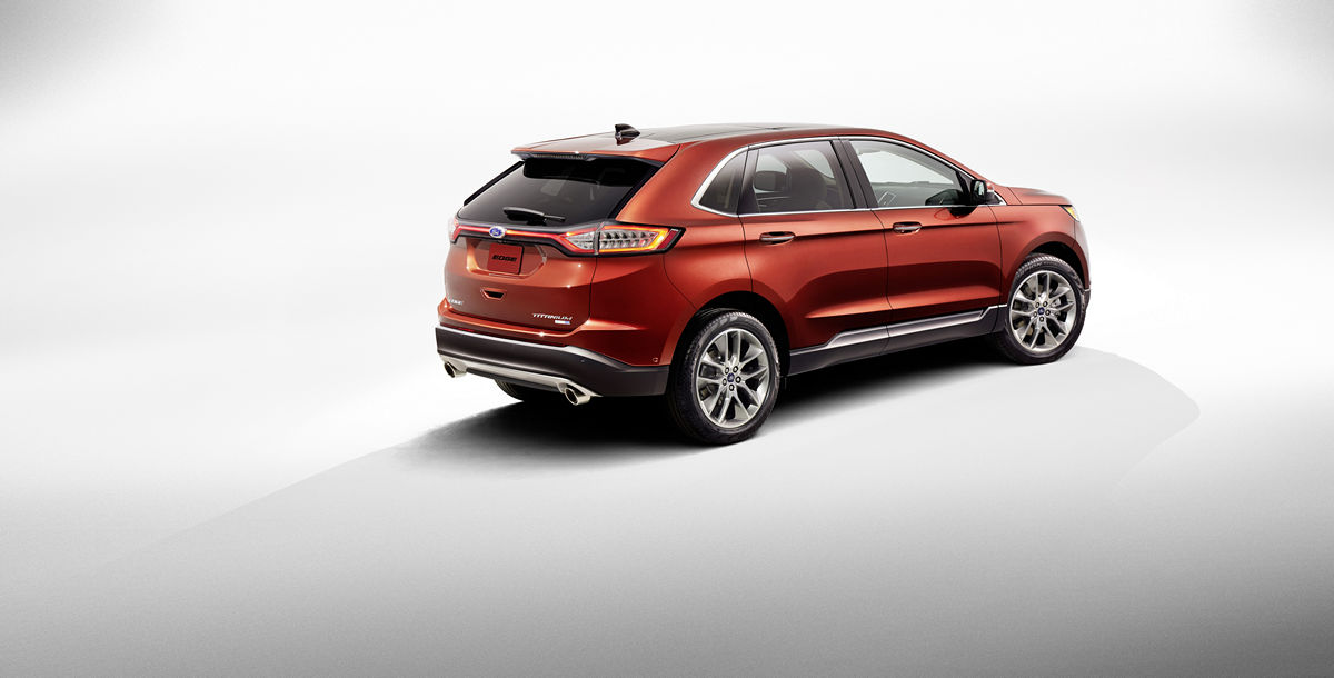 New_Ford_Edge_Titanium_02