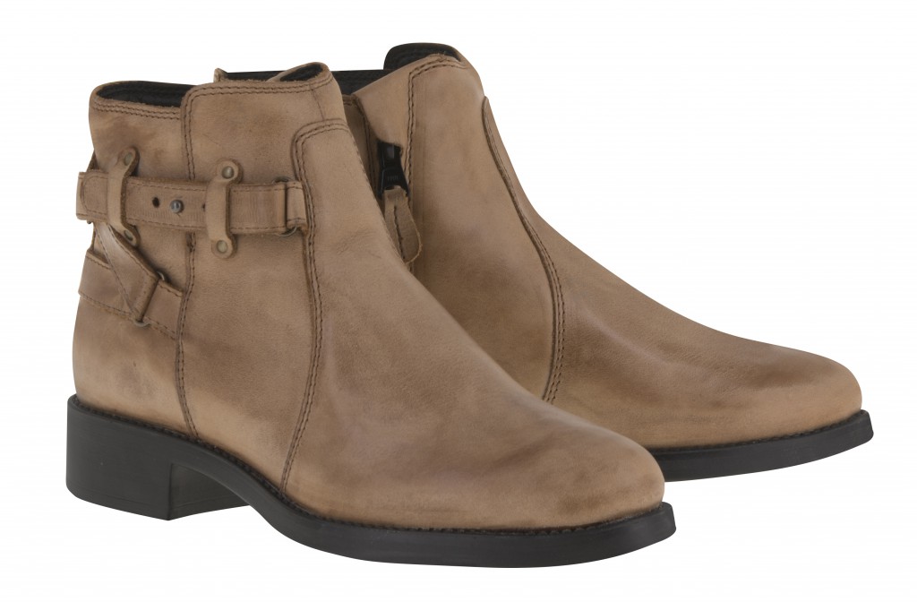 STELLA_KERRY_boots_brown
