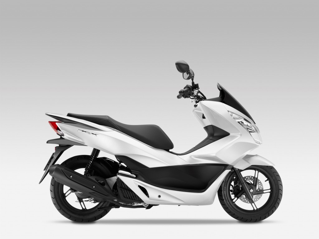 17YM PCX125