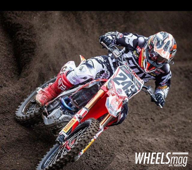 Lo sloveno Tim Gajser (foto Valori)