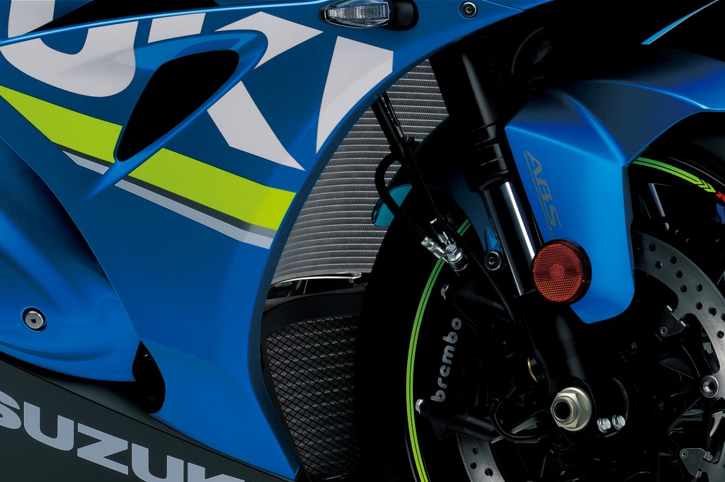 GSX-R1000_AL7_radiator