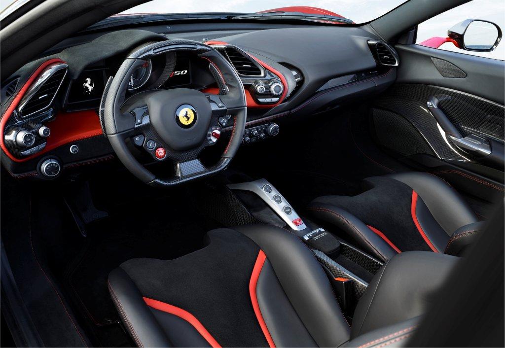 160713-car-Ferrari_J50_int_01