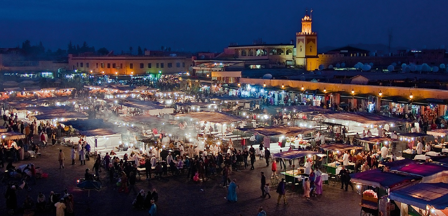 jamaa-elfna-marrakech-by-night