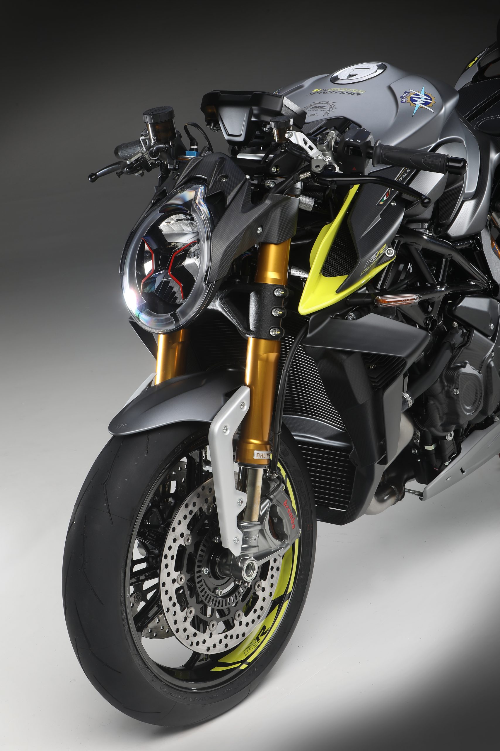 B4 1000 RR grey detail 6