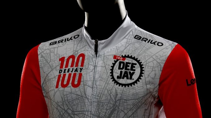 100 DeeJay det