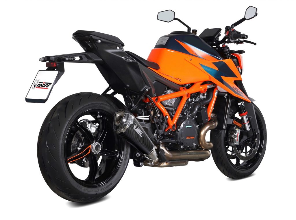 KTM_Superduke_1290-con-Delta-Race-1