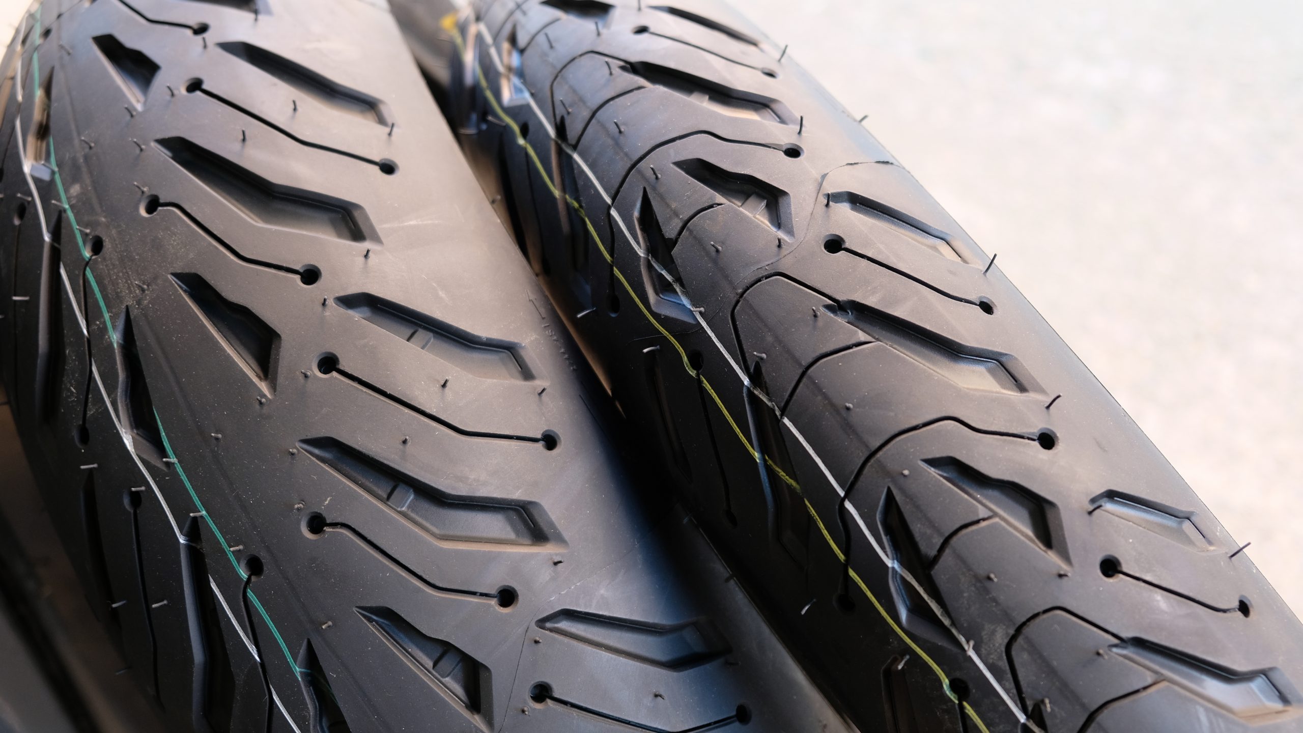 Michelin Road 6