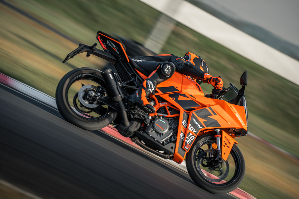 2023 KTM RC390 -2