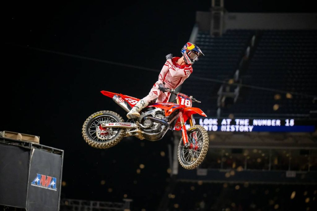 C'è tanta Italia nei Campionati AMA Supercross 2023: Athena e GET in trionfo
