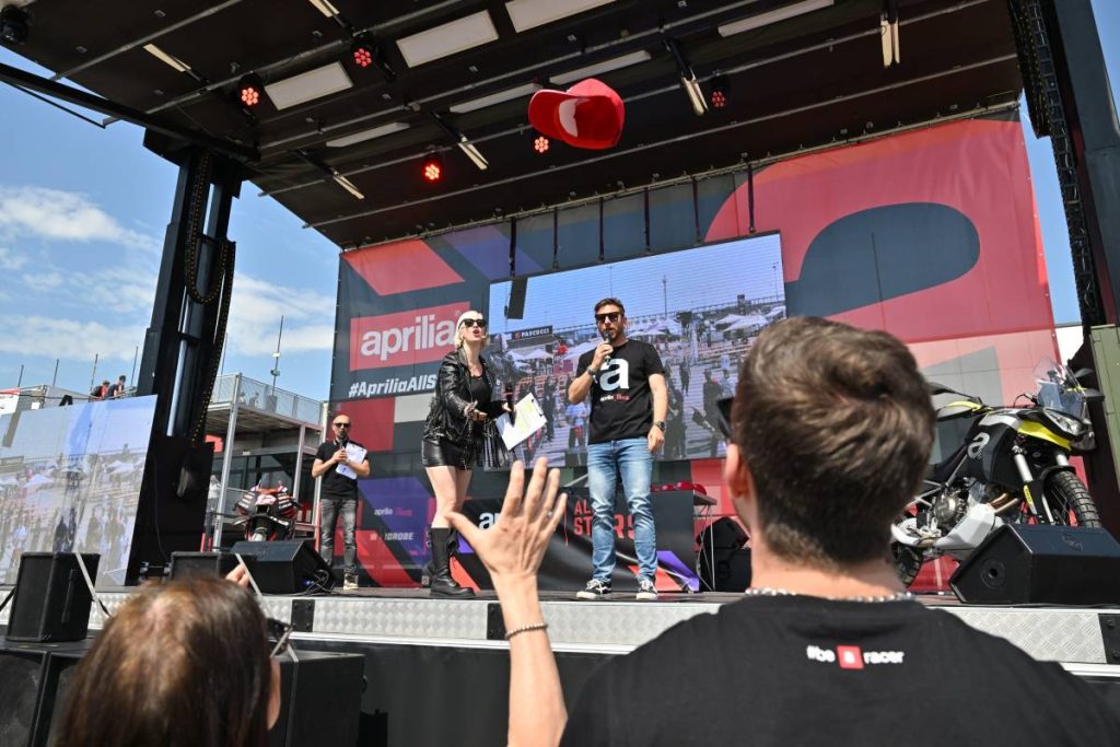 200mila euro da Aprilia e Piaggio alla Protezione Civile a favore delle popolazioni colpite dell'Emilia Romagna