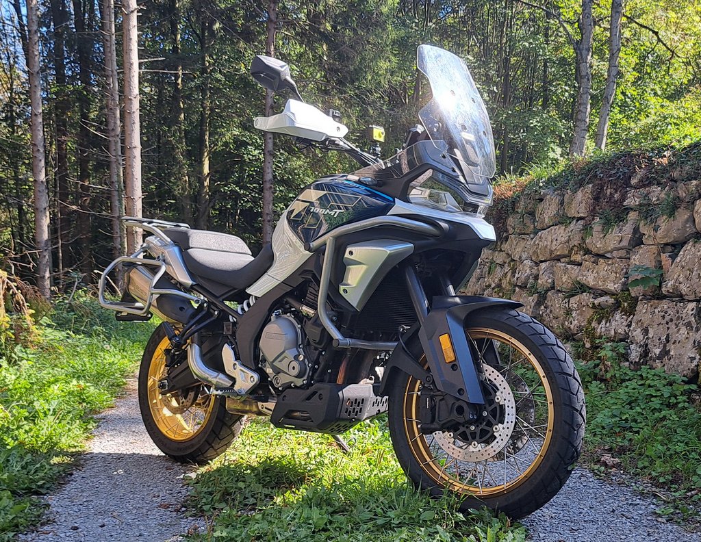 CFMOTO 700MT ADV