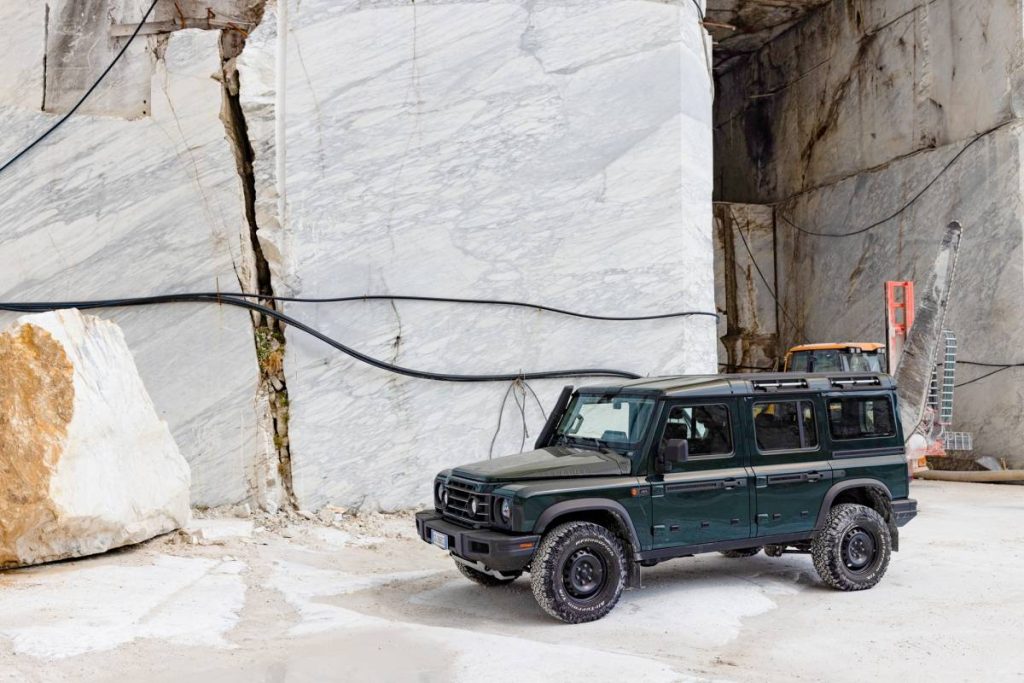 INEOS GRENADIER: AVVENTURA TOTALE AL 4X4 FEST DI CARRARA