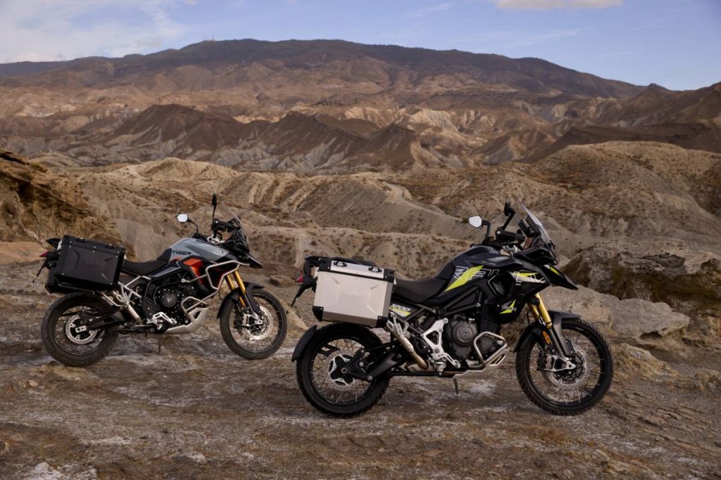 Triumph presenta le nuove Tiger Alpine e Desert Edition: più dotazioni, più avventura