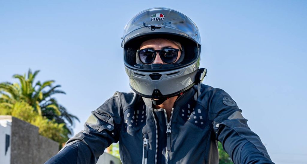 SENA Apex e Apex Plus: fino a 40 ore di autonomia.